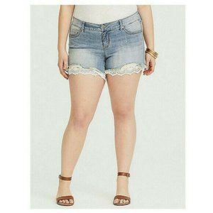 Torrid Women's Shorts Light Wash Crochet Lace Size 16 NWT (FF-2)